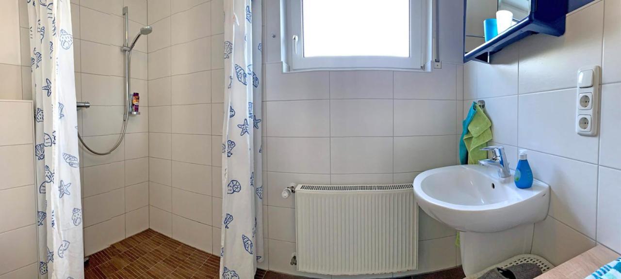Apartment Zimmergruen Am Nordpark Monchengladbach